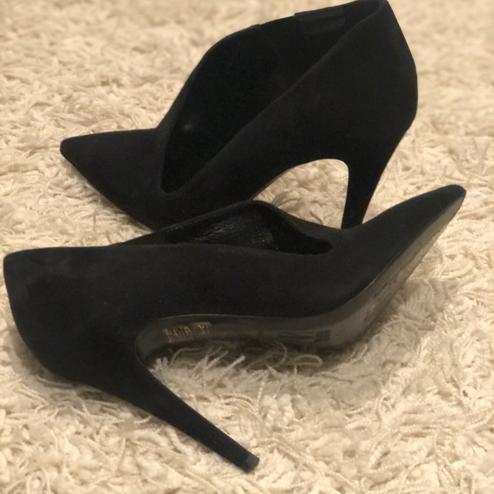 Tamara Mellon Suede Pumps
